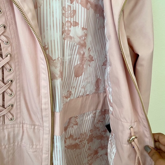 Guess Jacket - Picture 7 of 9